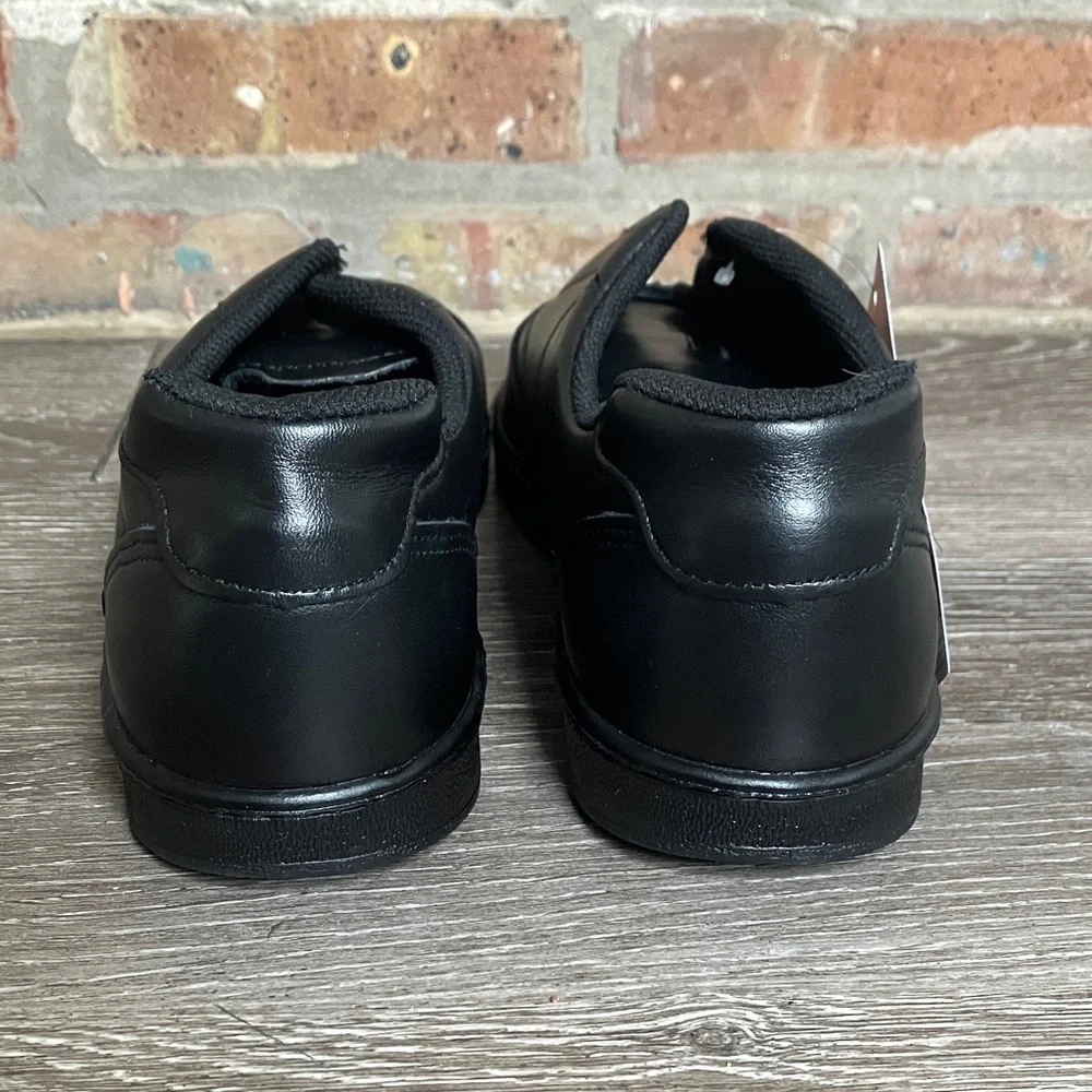 Thorogood Men's Code 3 Postal Certified Oxford shoes.